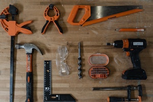 Tools for equipment maintenance